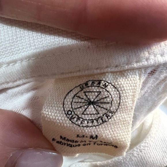 Urban Outfitters T-shirt White - Picture 6 of 8